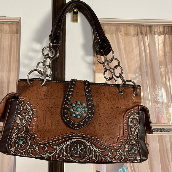 Montana west purse - Picture 1 of 12